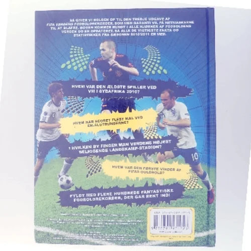 Verdens fodbold rekorder 2012 af Keir Radnedge (Bog)