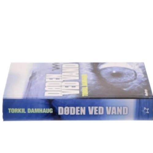 Døden ved vand af Torkil Damhaug (Bog)