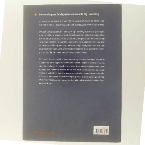 Selvværd og nye færdigheder - manual til dig i udvikling af Irene Henriette Oestrich (Bog)
