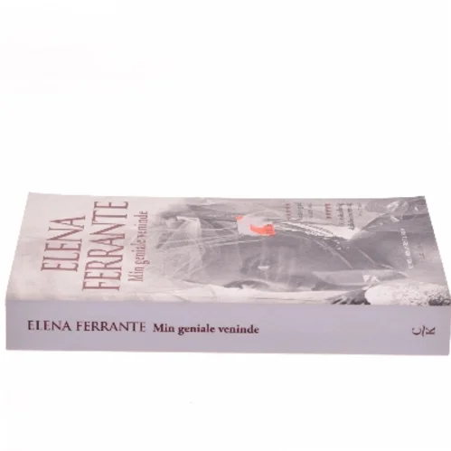 Min geniale veninde : barndom, tidlig ungdom af Elena Ferrante (Bog)