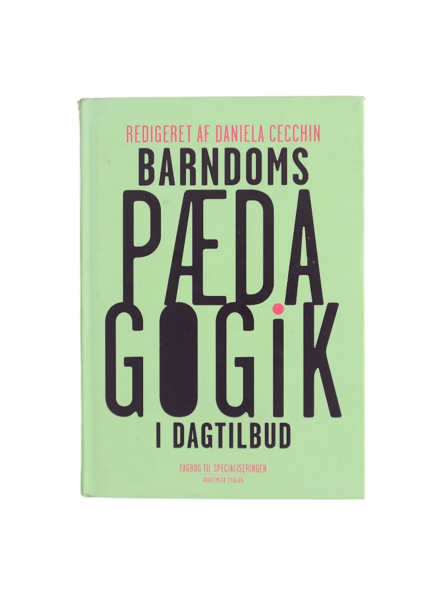 Forsiden af Barndomspædagogik i dagtilbud af Daniela Cecchin (red.)
