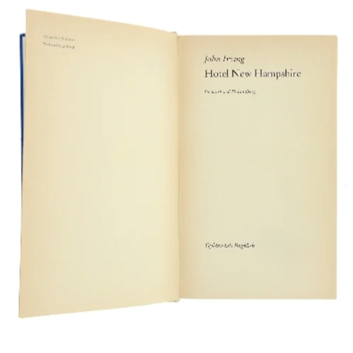 Hotel New Hampshire af John Irving (Bog)