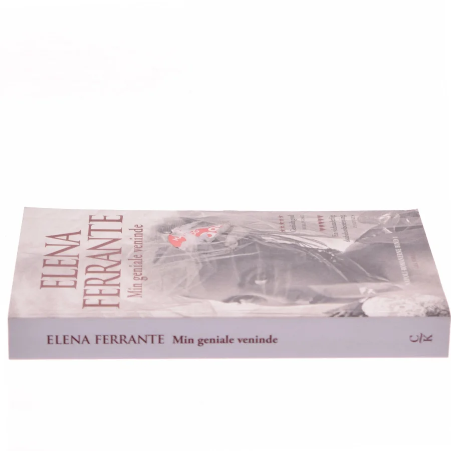 Min geniale veninde : barndom, tidlig ungdom af Elena Ferrante (Bog)
