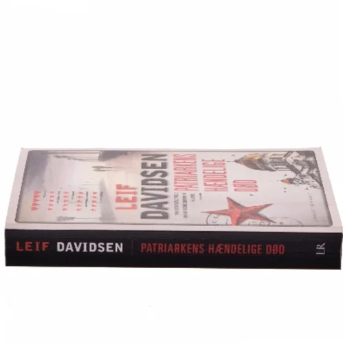 Patriarkens hændelige død : roman af Leif Davidsen (Bog)