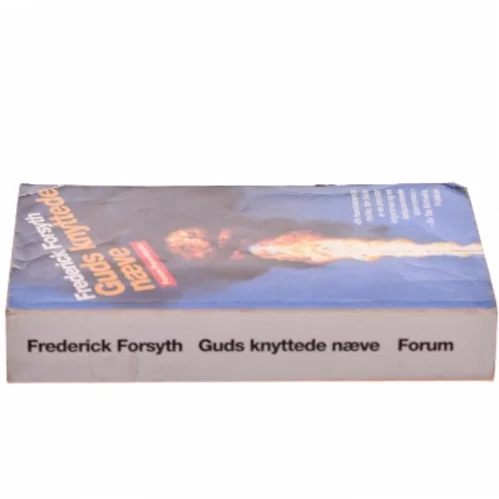 Guds knyttede næve af Frederick Forsyth (Bog)
