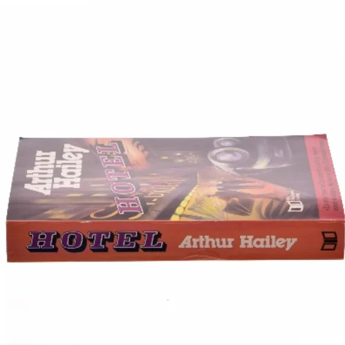 Hotel af Arthur Hailey (Bog)