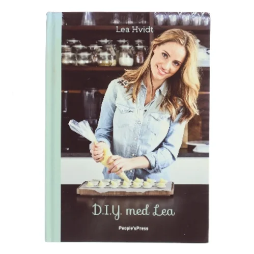 D.I.Y. med Lea af Lea Hvidt (Bog)