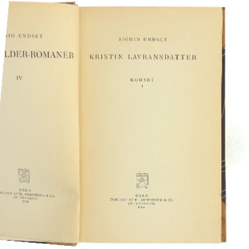 Kristin Lavransdatter: Korset 1 af Sigrid Undset (Bog)