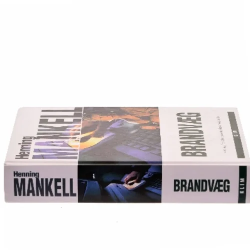 Brandvæg af Henning Mankell (Bog)