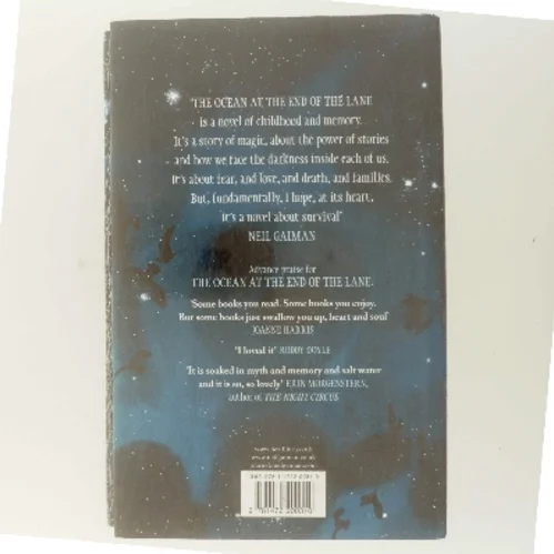 The ocean at the end of the lane af Neil Gaiman (Bog)