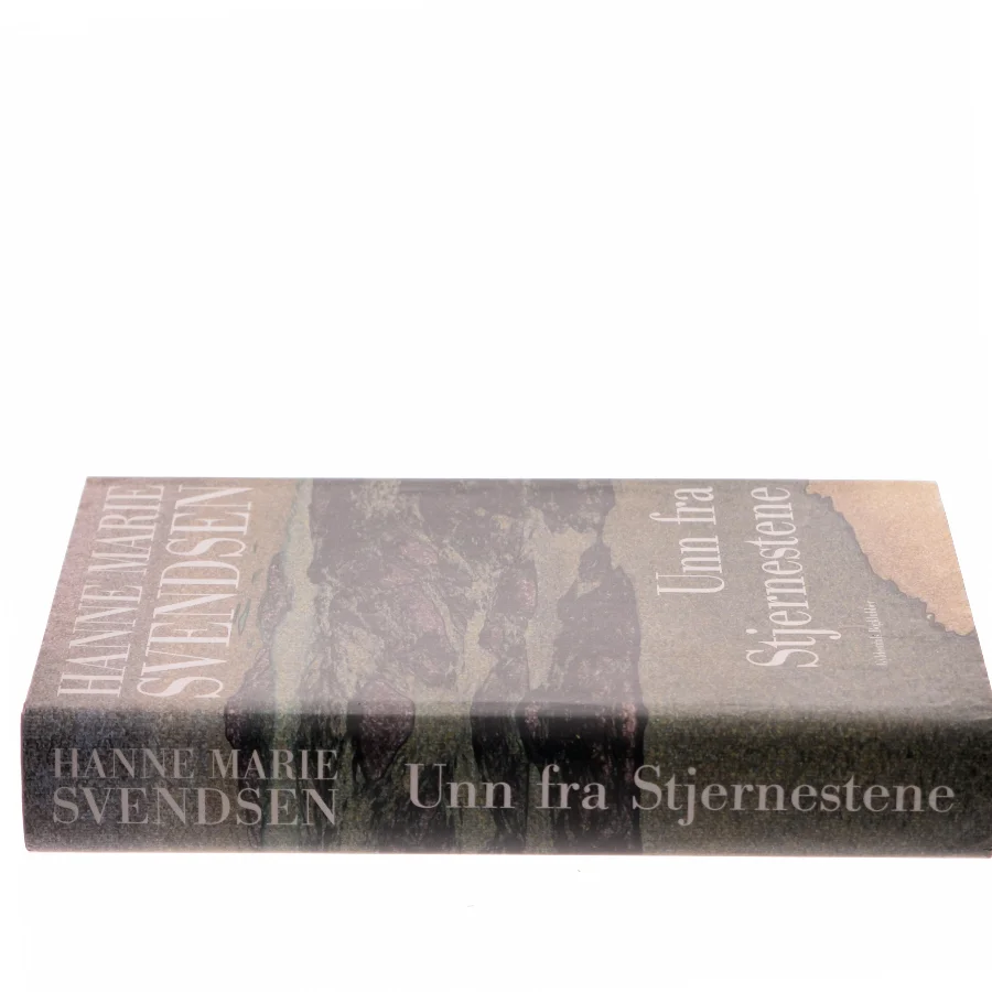 Unn fra Stjernestene : en roman fra det gamle Grønland af Hanne Marie Svendsen (f. 1933) (Bog)