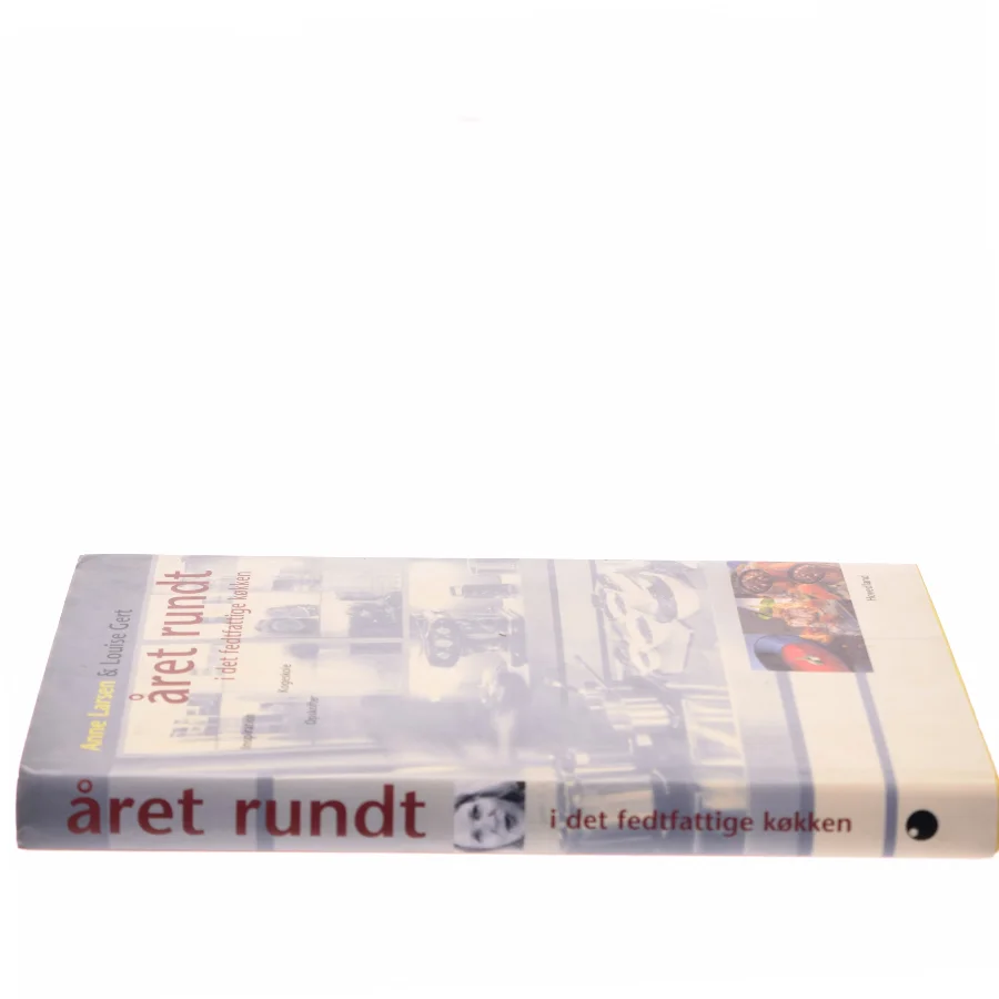 Året rundt i det fedtfattige køkken (Bog)