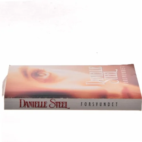 Forsvundet af Danielle Steel (Bog)