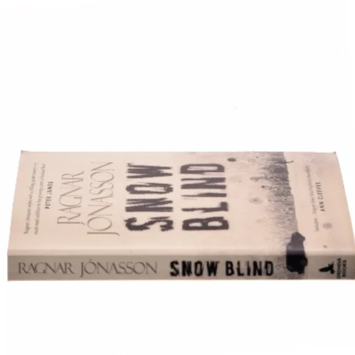 Snowblind af Ragnar Jónasson (f. 1976) (Bog)