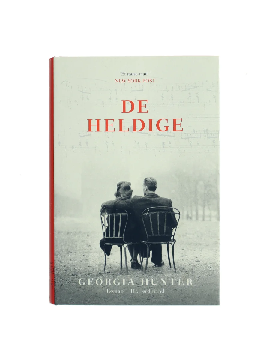 Forsiden af De heldige af Georgia Hunter