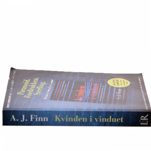 Kvinden i vinduet af A. J. Finn (Bog)