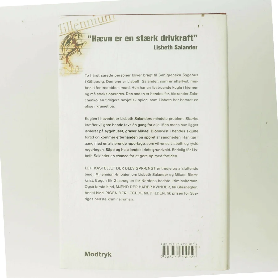 Luftkastelletderblevsprngt Stir up a Hornets' Nest of Girl. Shi Dige Larsen. the Danish Original. Hardcover](chinese Edition) af Stieg Larsson (Bog)