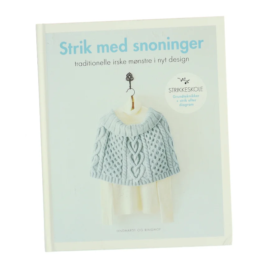 Strik med snoninger : traditionelle irske mønstre i nyt design (Bog)