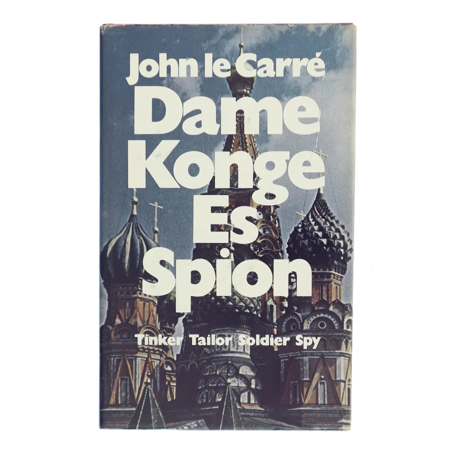Dame Konge Es Spion af John le Carré (Bog)