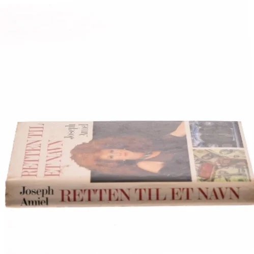 Retten til et navn af Joseph Amiel (Bog)