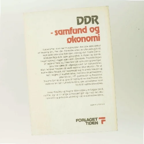 DDR - samfund og økonomi (Bog)