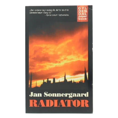 Radiator af Jan Sonnergaard (Bog)