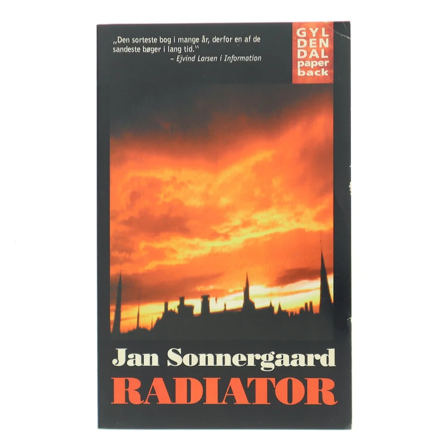Radiator af Jan Sonnergaard (Bog)