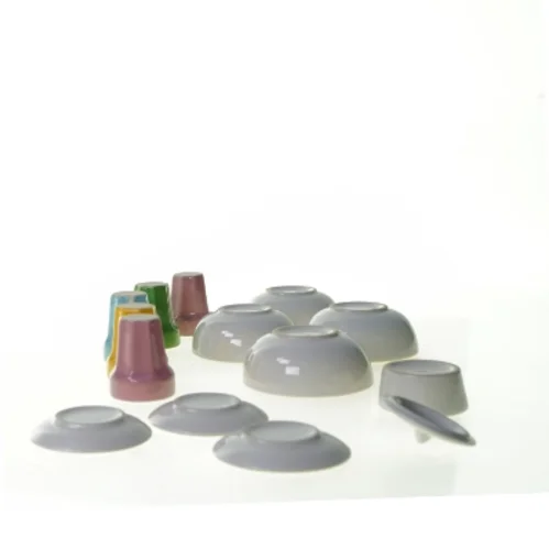 Sæt af porcelæn til legekøkken (str. Blandet)
