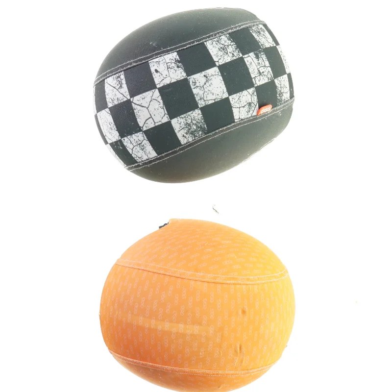 Hjelme fra Ggg (str. 23 cm)