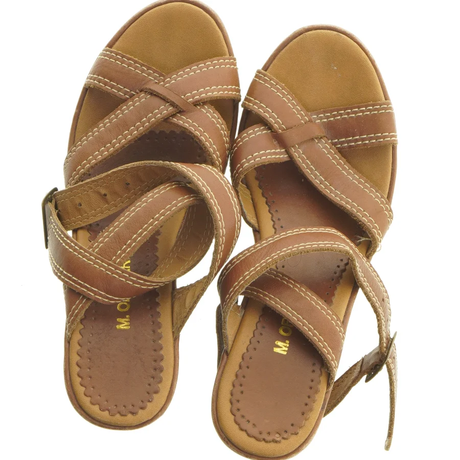 Brune kilehæl sandaler i størrelse 39 fra M.officer (str. 39 )