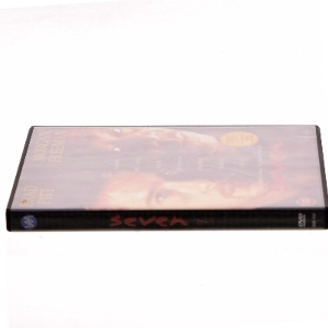 Seven - med Extra Materiale+ med Brad Pitt (DVD)
