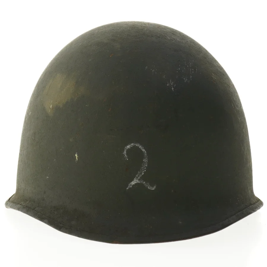 Gammel militærhjelm (str. 28,5 cm)