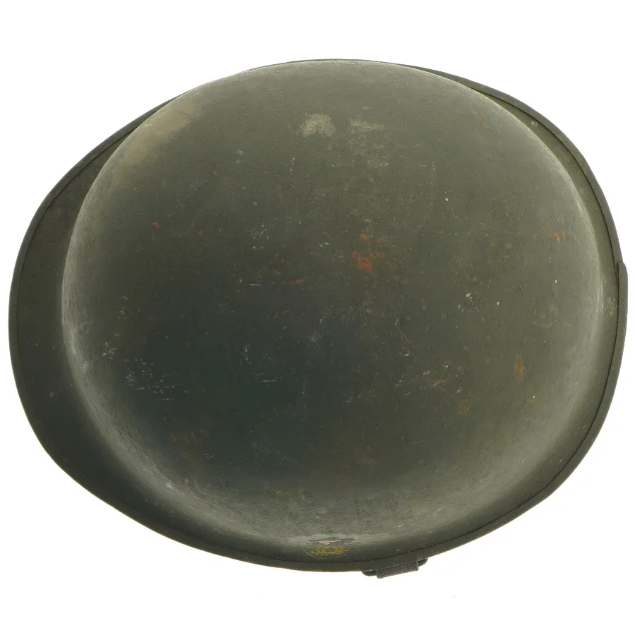 Gammel militærhjelm (str. 28,5 cm)