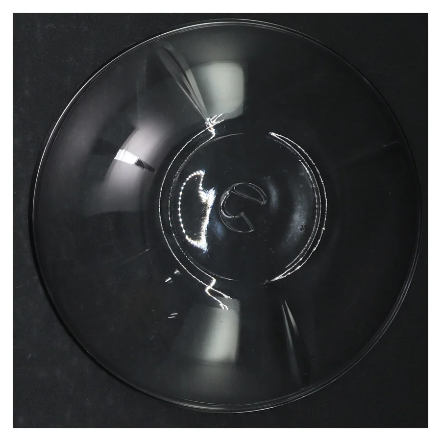 Gennemsigtig glasskål (str. Ø. 15 cm)