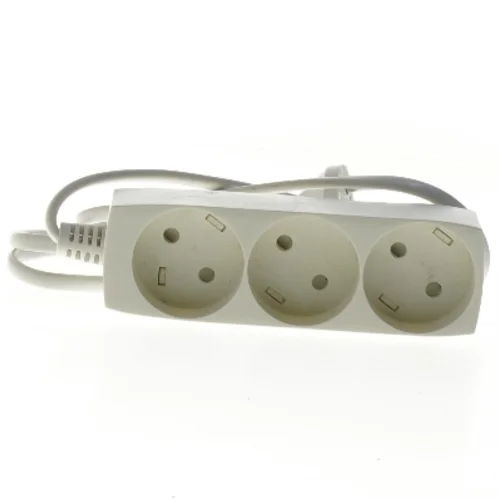 Stikdåse med 3 udtag fra Elworks (str. 160 cm)