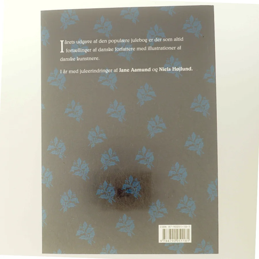 Julebog 'Ved Julelampens Skær 2001' fra Grønvald Fynbos Forlag