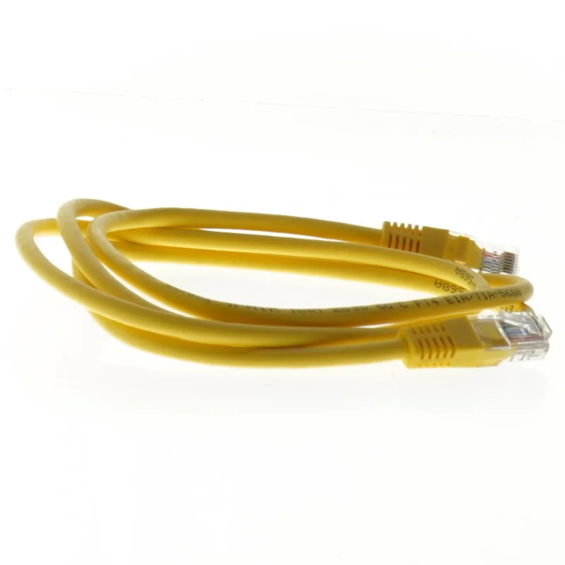 Gul Ethernet-kabel 140 cm (str. 140 cm)