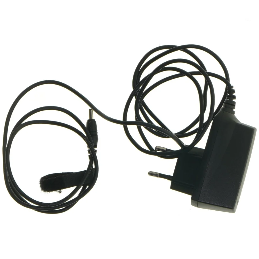 Strømforsyningsadapter fra Nokia (str. 180 cm)
