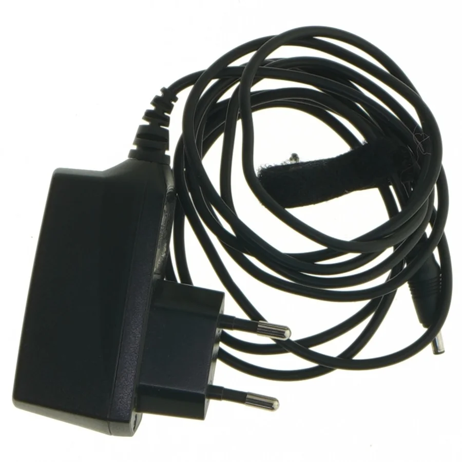 Strømforsyningsadapter fra Nokia (str. 180 cm)
