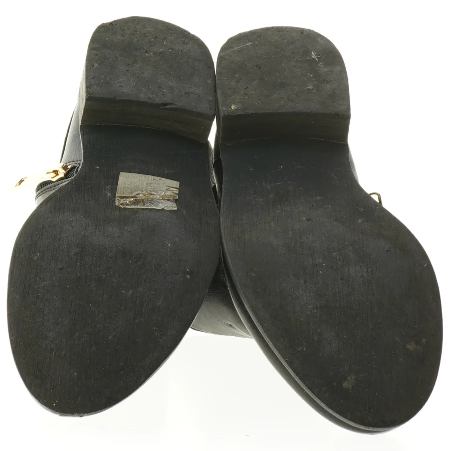 Sort ankelstøvler med spænde fra VRS (str. 37 )