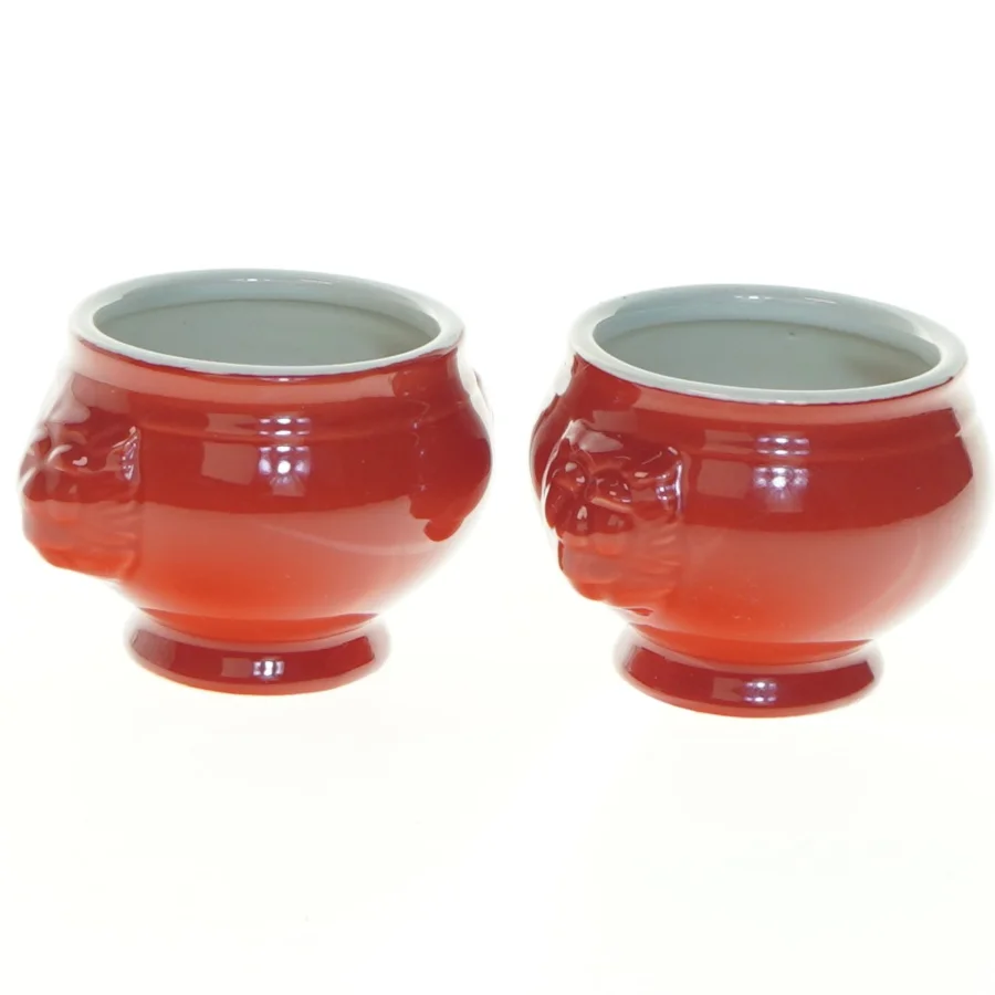 Røde Keramik Tealight Lysestager fra Zone (str. 9x7x5,5 cm)