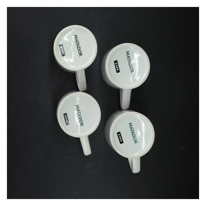 Porcelænskrus med tekst fra Matador (str. Ø 8x9 cm)