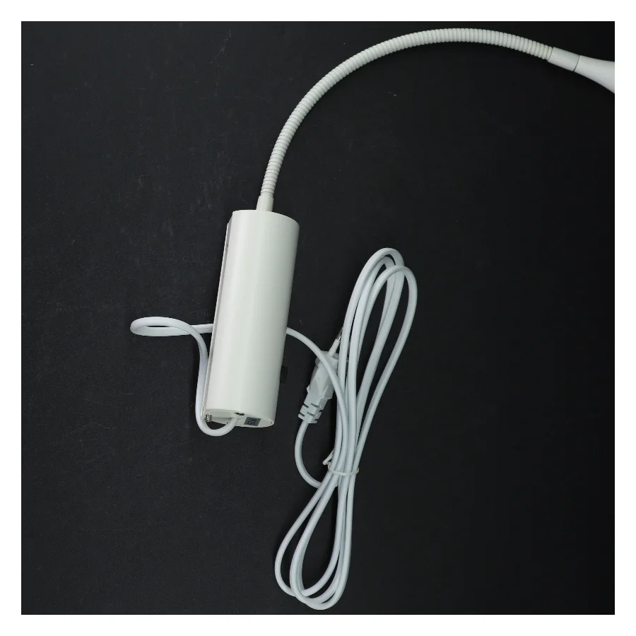 Hvid væglampe med fleksibel arm