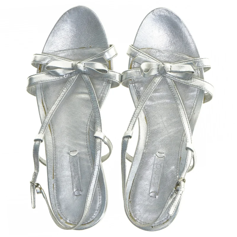 Sølvfarvede damesandaler fra Ecco (str. 39)