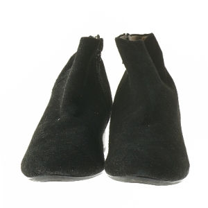 Sort støvle med blokhæl fra Unisa (str. 38 )