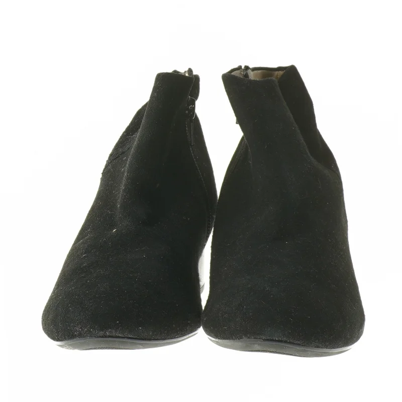 Sort støvle med blokhæl fra Unisa (str. 38 )