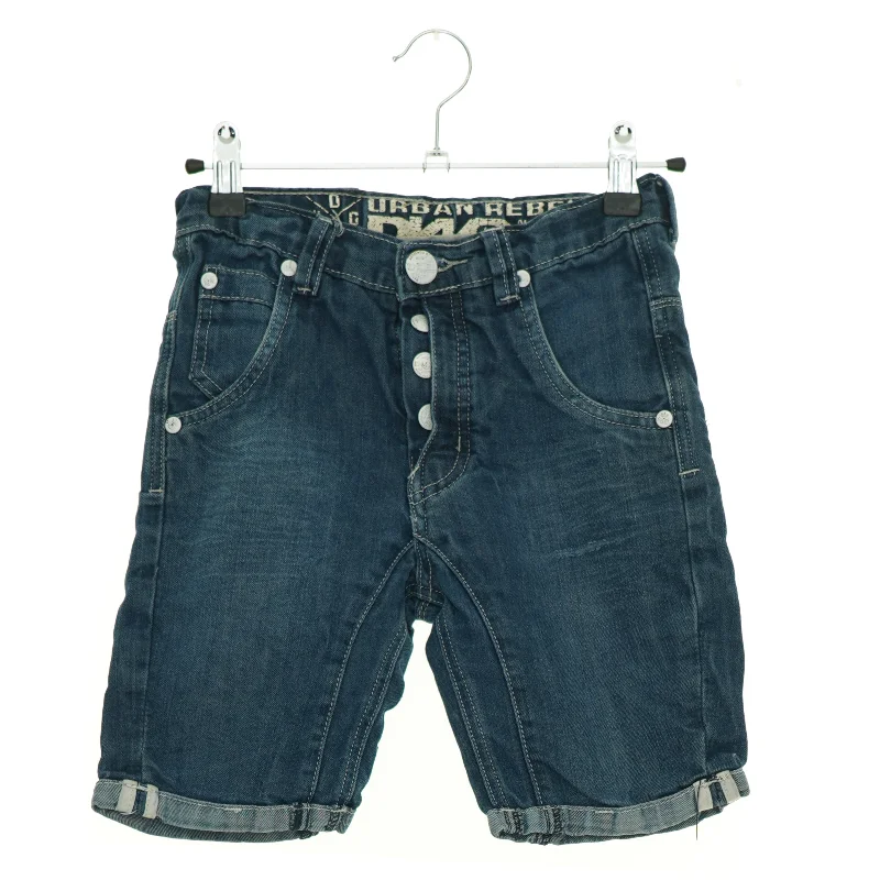 Shorts fra DWG (str. 128 cm)