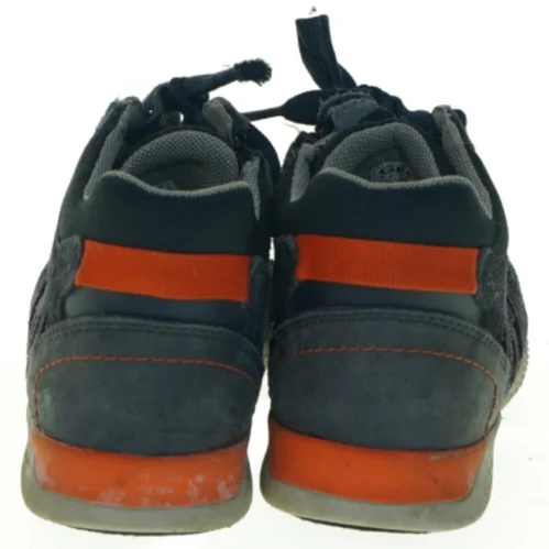 Brugte børnesko fra Geox (str. 33 )