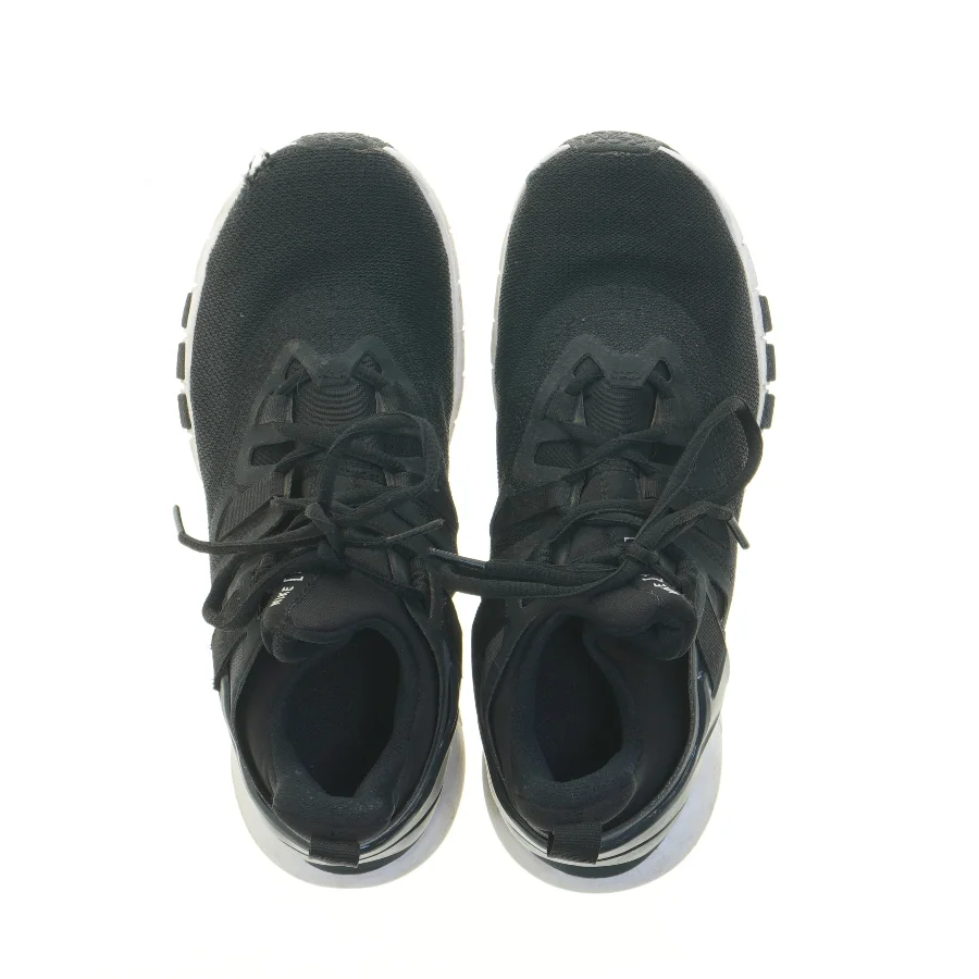 Nike træningssko str. 38,5 fra Nike (str. 38,5 )
