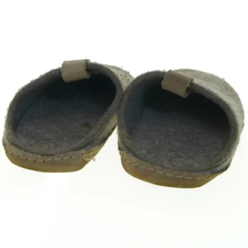 Filtede hjemmesko (str. 30 )